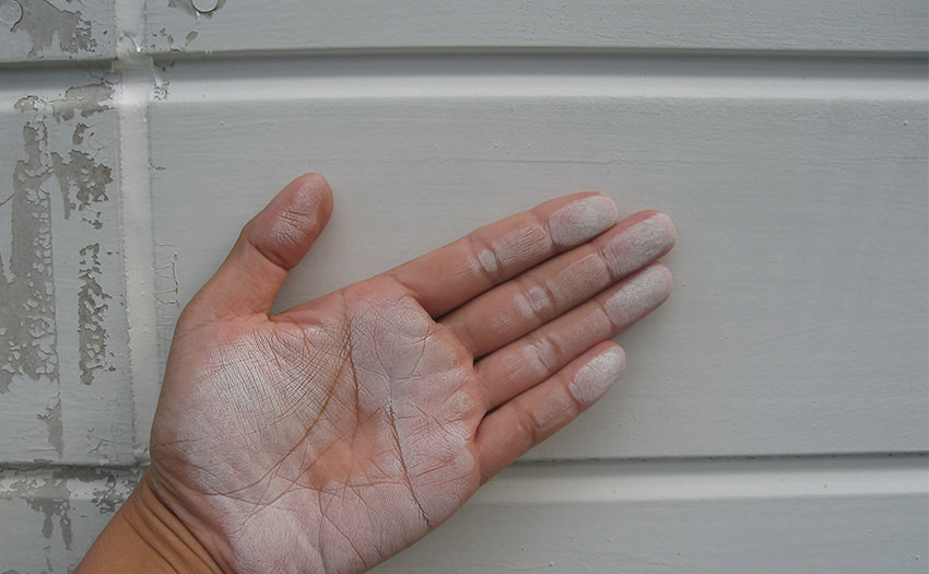 外壁の塗替えサイン（チョーキング）